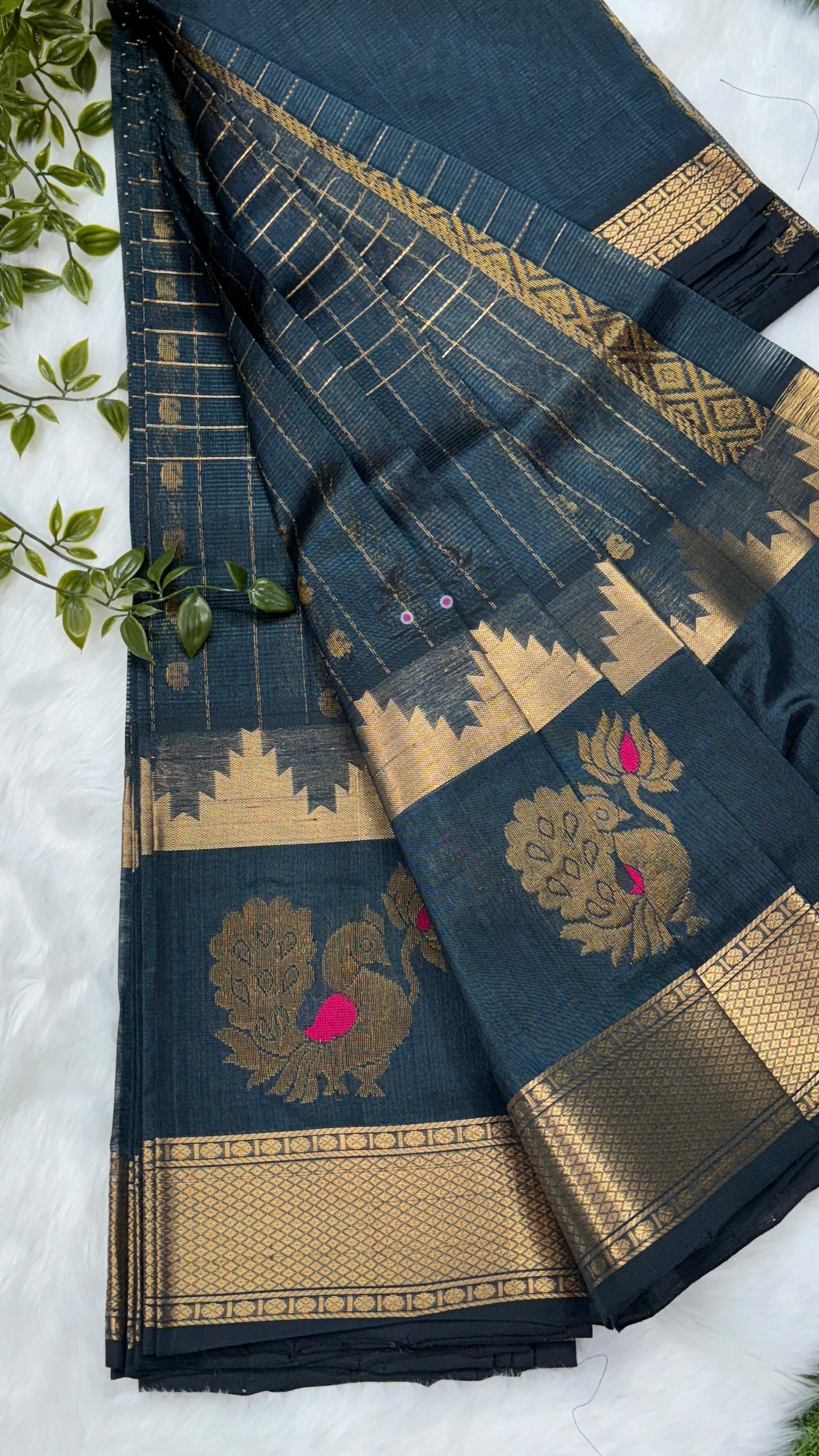 Pure Handloom Mangalagiri Silk Sarees With Checks Buties