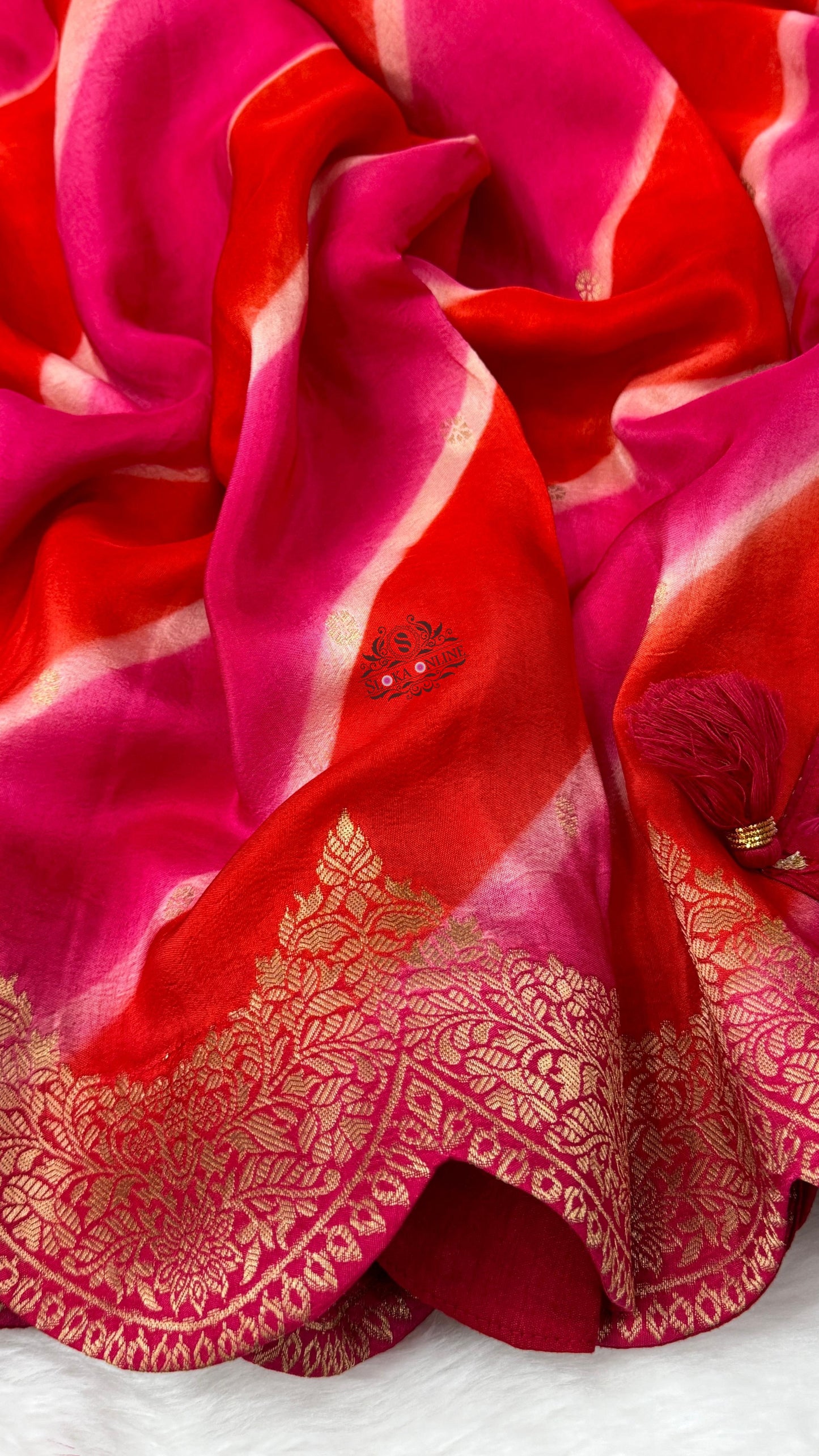 Beautiful Designer Piece Of Banarasi Laharia Designed Crape Silk Sarees