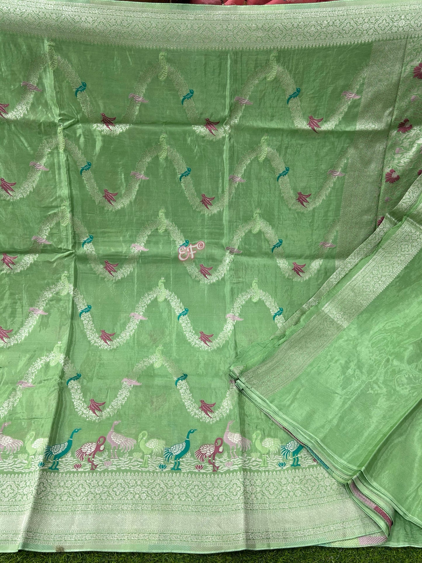 Pure and Lightweight Handloom Victoria Crape Silk Sarees