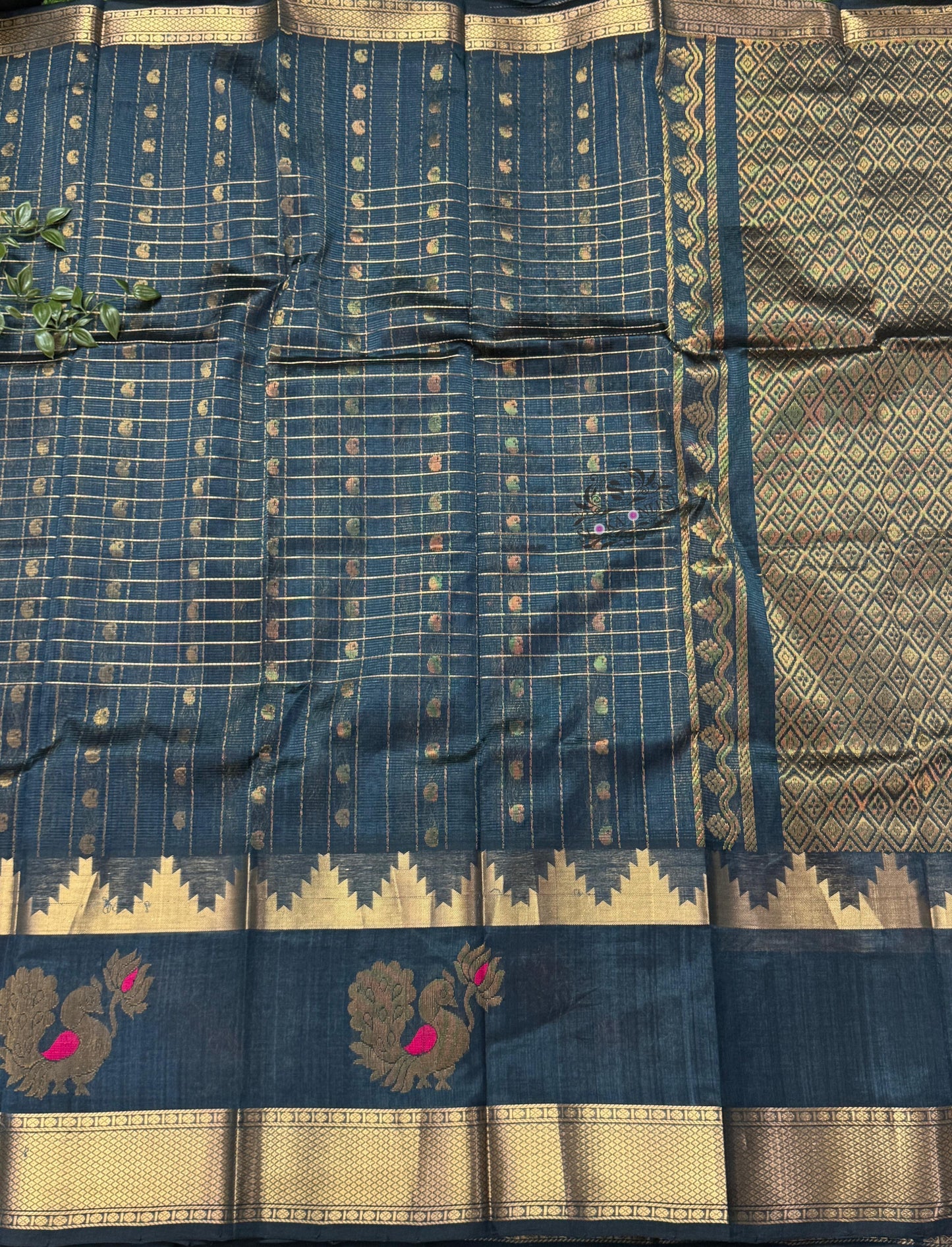 Pure Handloom Mangalagiri Silk Sarees With Checks Buties