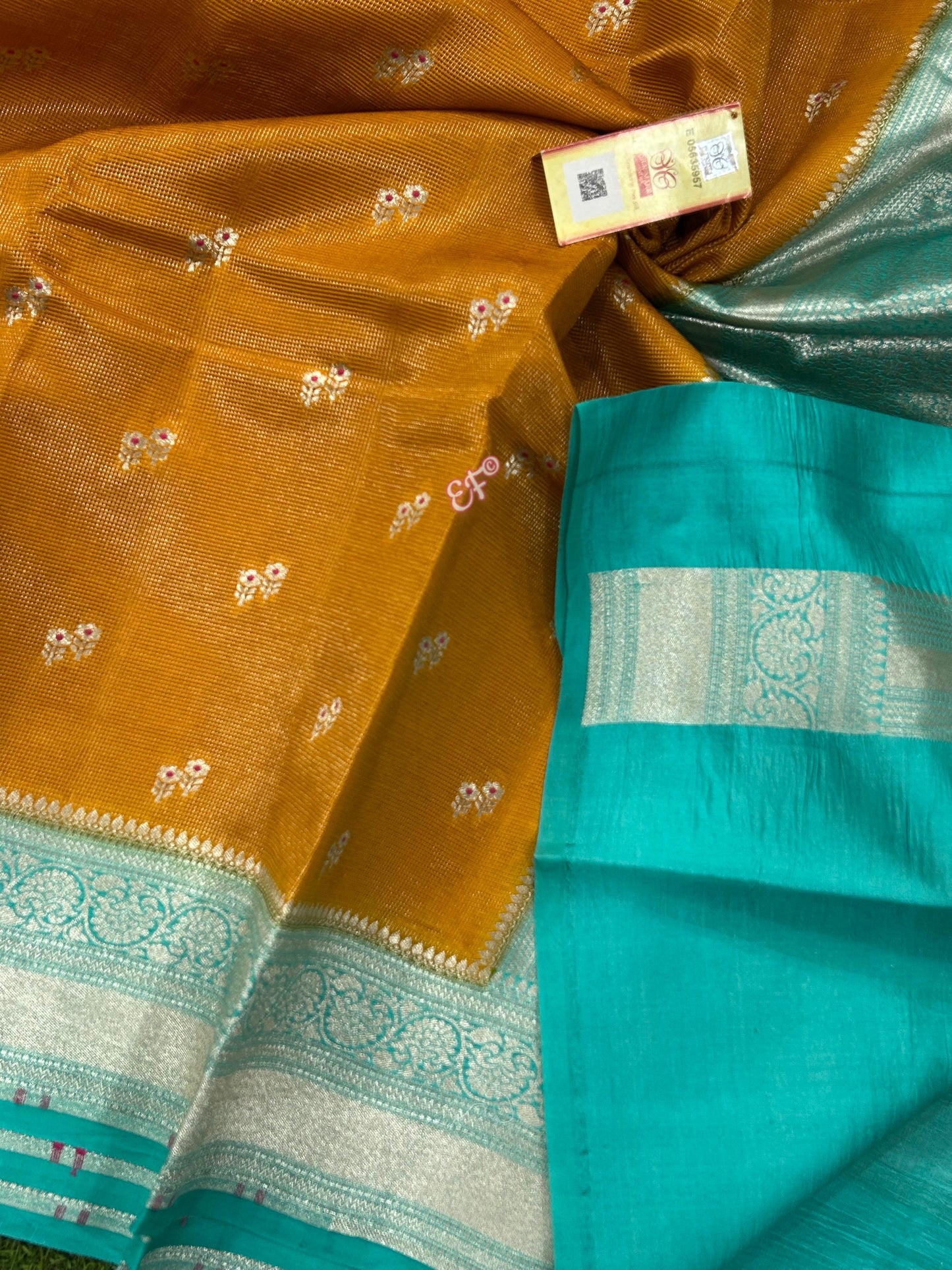 Exclusive Pure Handloom Banarasi Iktara Green Mango Pattu Sarees